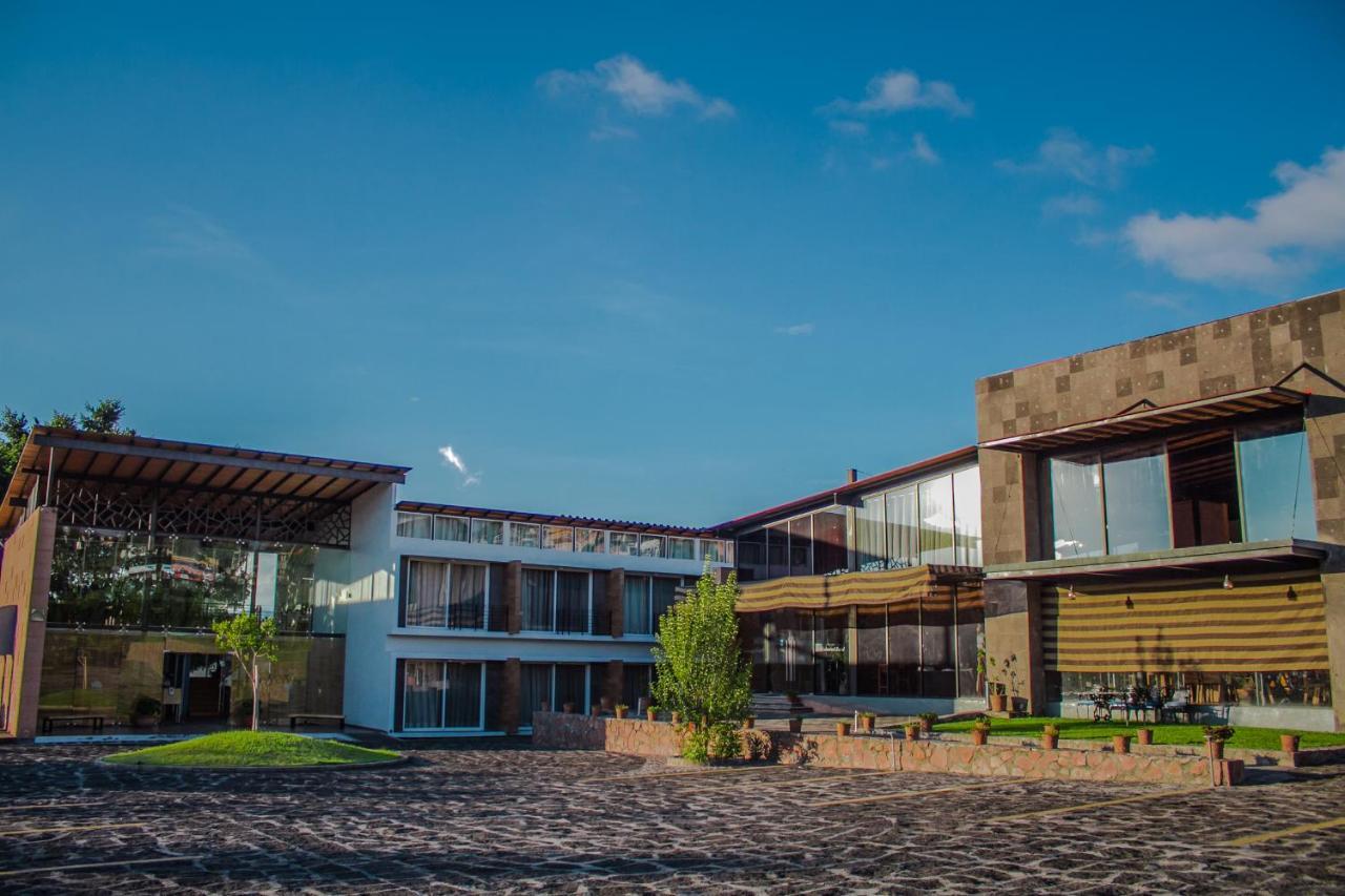 Hotel Rancho Tabachines Zitacuaro Luaran gambar
