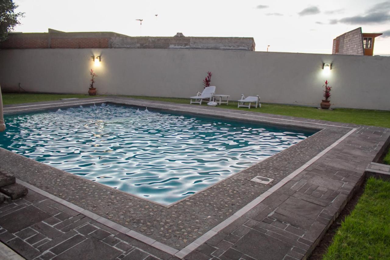 Hotel Rancho Tabachines Zitacuaro Luaran gambar