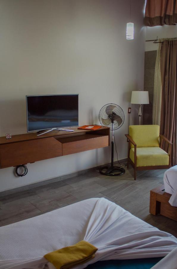 Hotel Rancho Tabachines Zitacuaro Luaran gambar